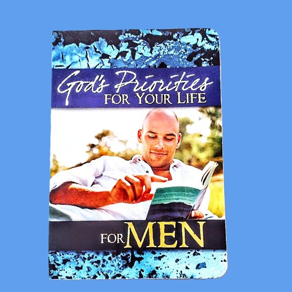 GOD'S PRIORITIES for Your Life for MEN ~ Paperback 318 Pgs ~ Excellent Condition - Picture 1 of 7